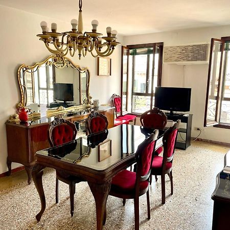 Ve-Nice Suite Formosa C5141 البندقية المظهر الخارجي الصورة