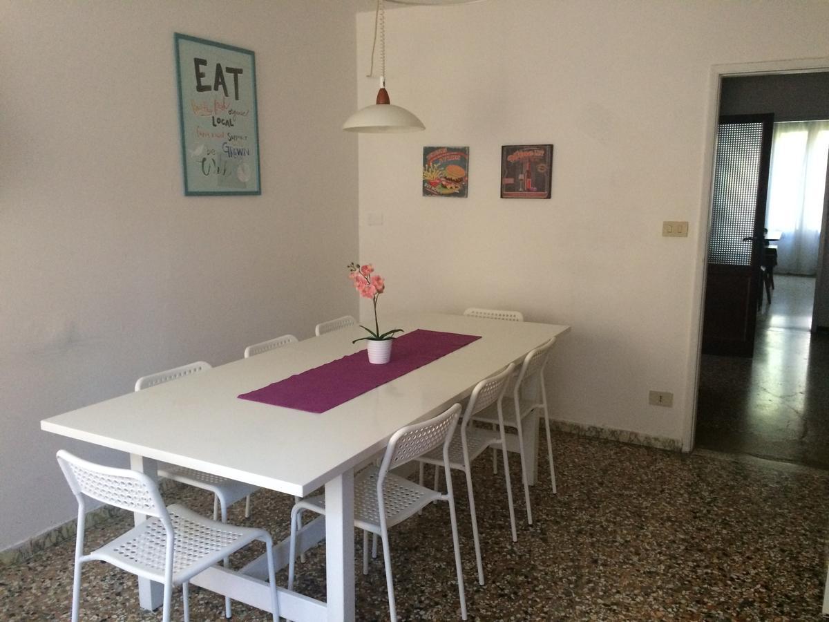 Ve-Nice Suite Formosa C5141 البندقية المظهر الخارجي الصورة