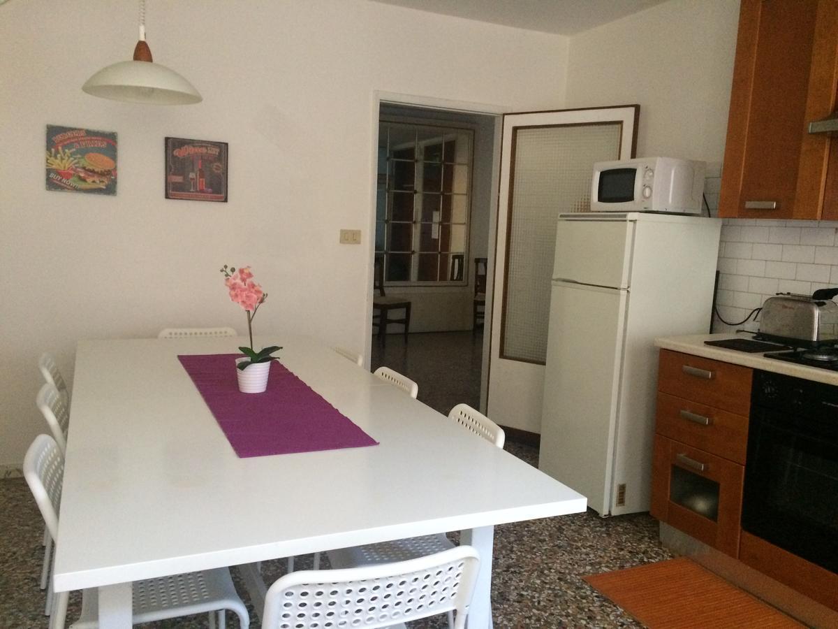 Ve-Nice Suite Formosa C5141 البندقية المظهر الخارجي الصورة